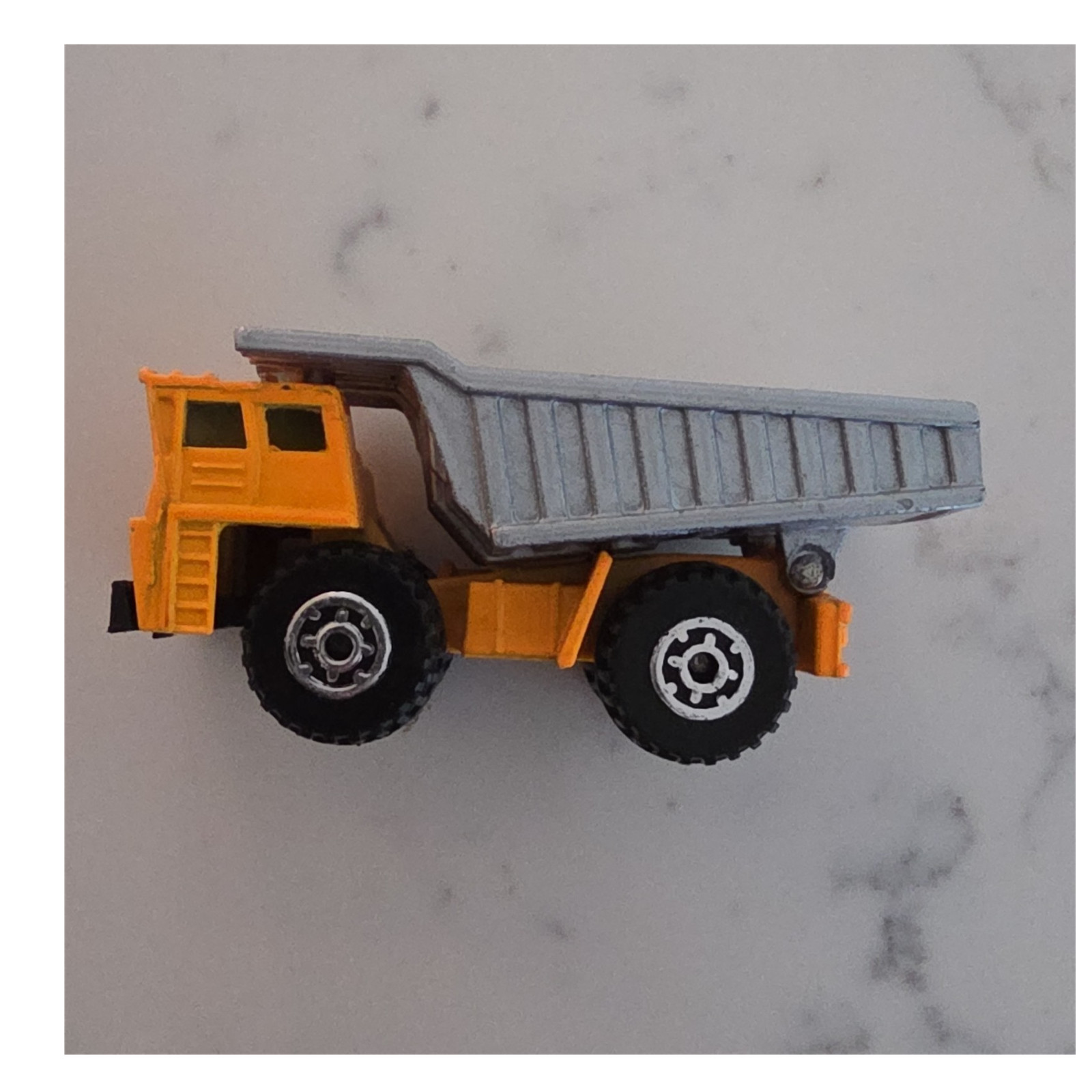 Dartson INT&rsquo;L LTD. Diecast Dump Truck Yellow Gray Black Vintage