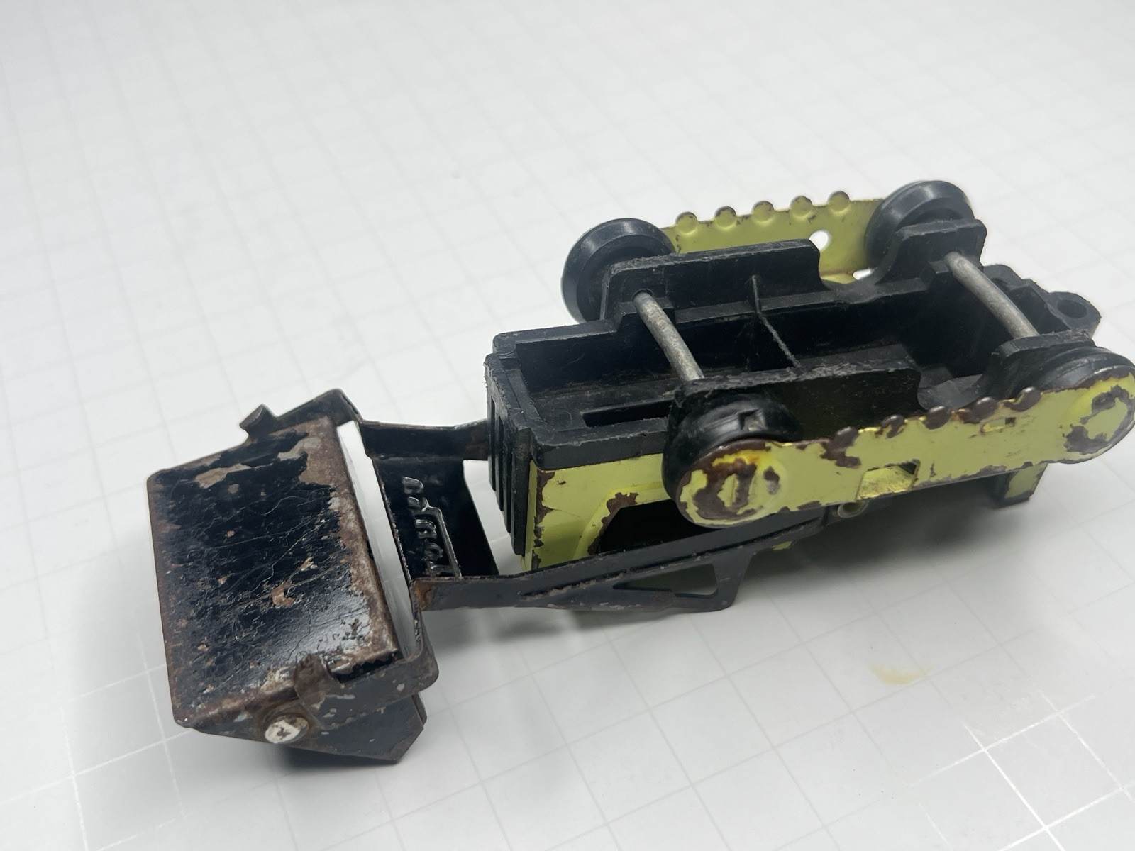 Tonka 1974/75 Lime Green T-6 Bucket Loader Backhoe Bulldozer Vntg.