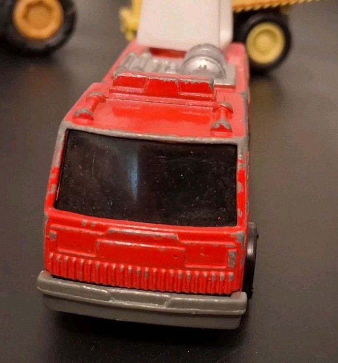 5 Construction Toys Inc Tonka & Bruder Dump Truck Bulldozer Fire Truck No Ladder