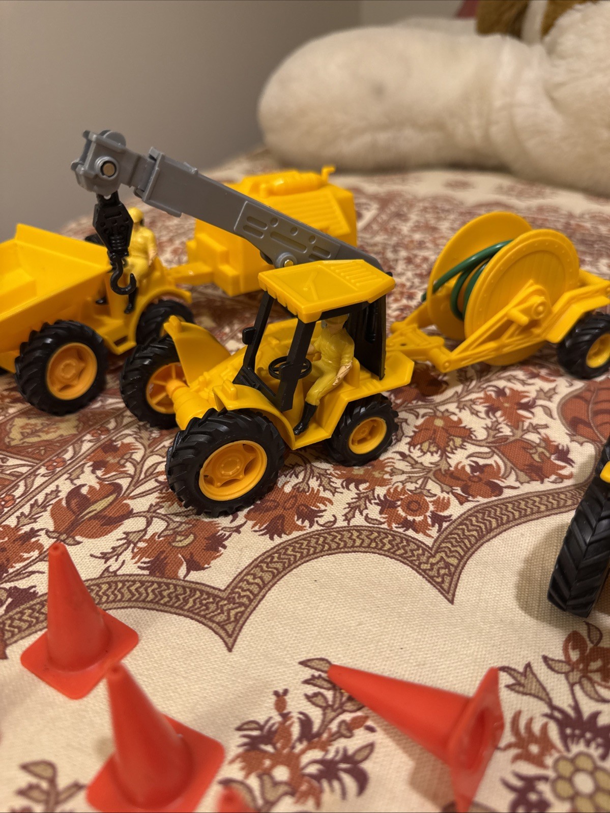 Lot of 4 New-Ray Construction toy vehicles tractor loader wagon Remote Control
