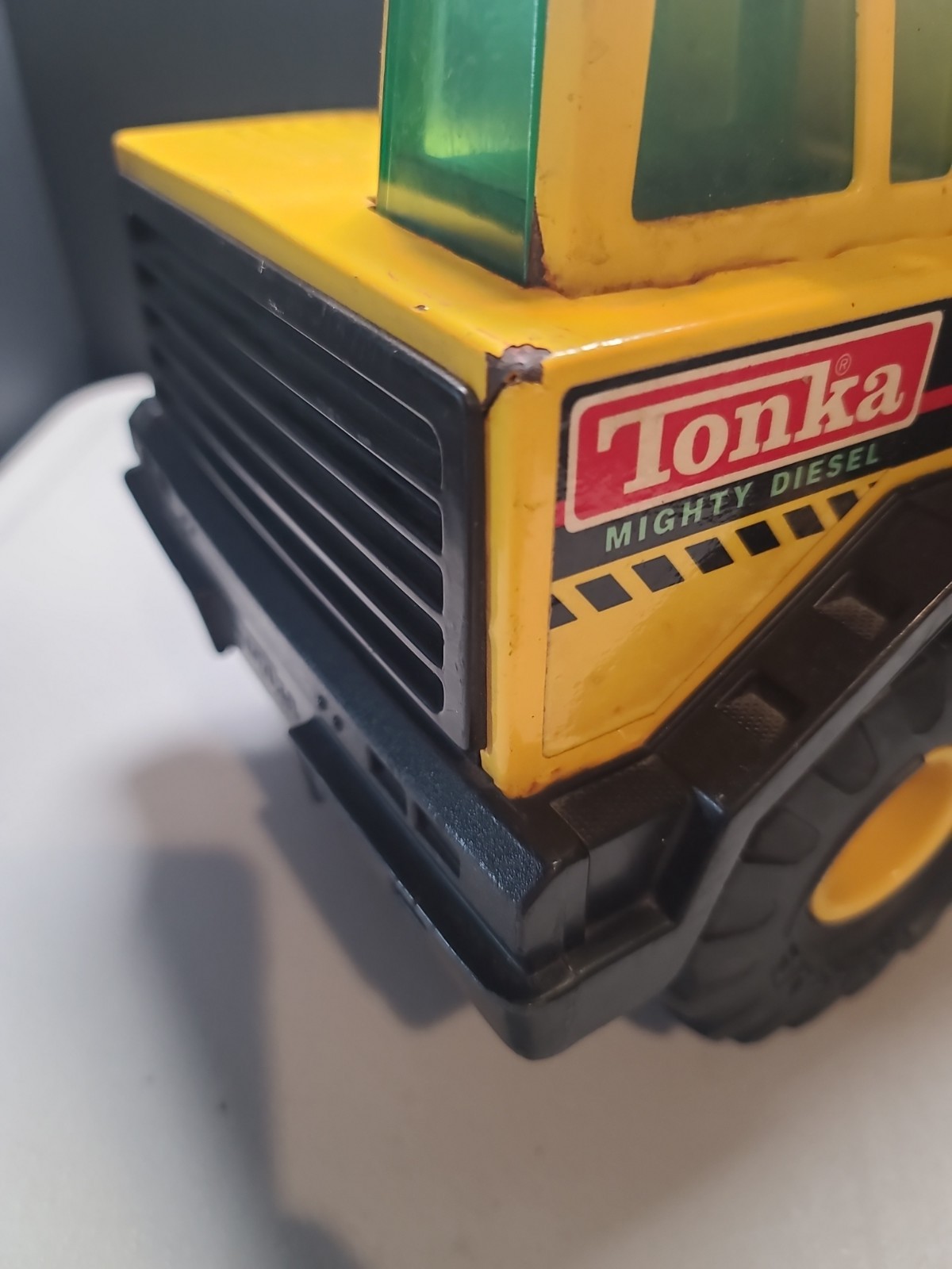 Mighty Tonka Diesel Vintage Pressed Steel Yellow Dump Truck XMB-975