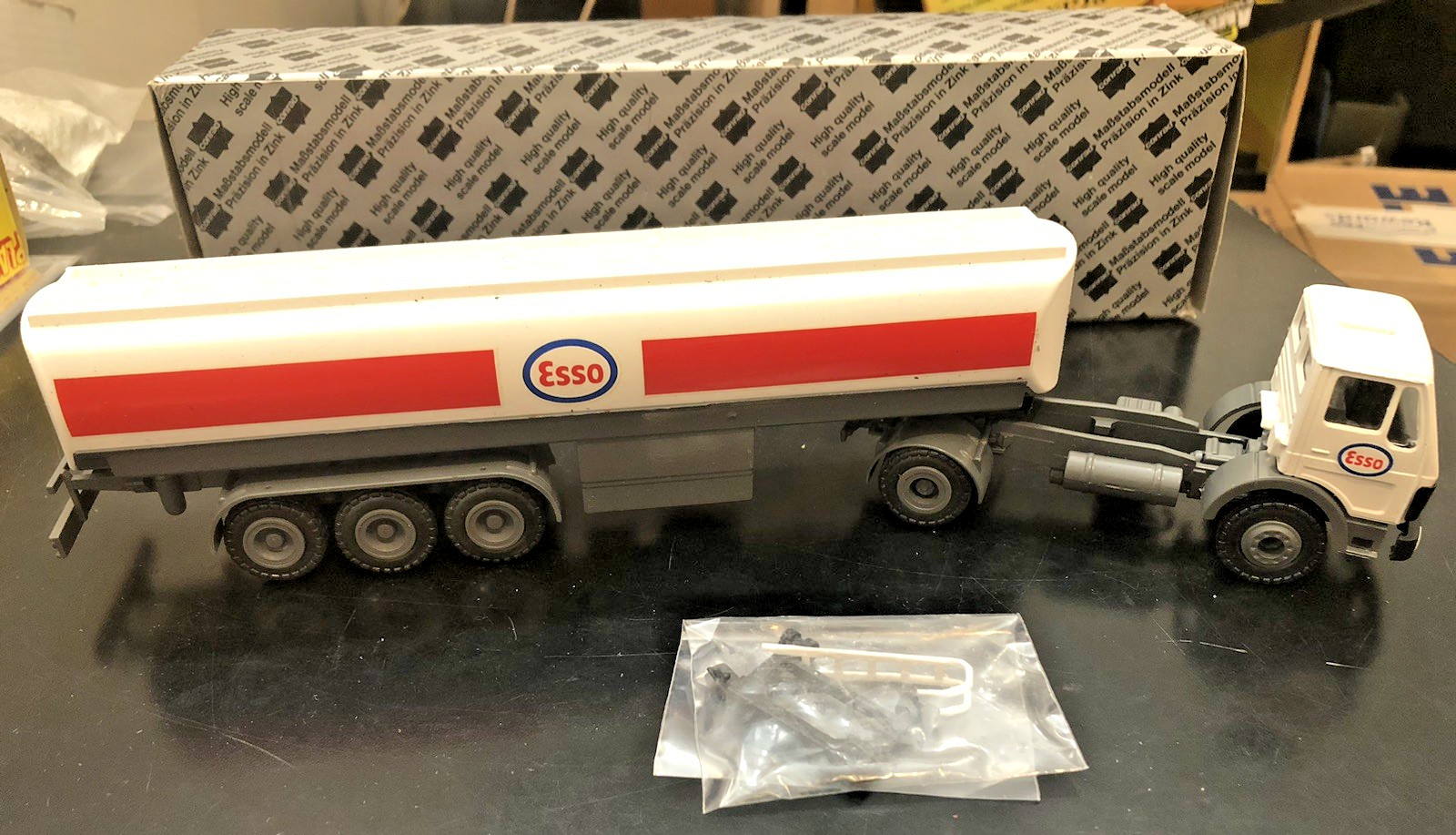Conrad #3022 MAN Truck w/ ESSO Gas Petrol Tanker Trailer Model Boxed – 1:50