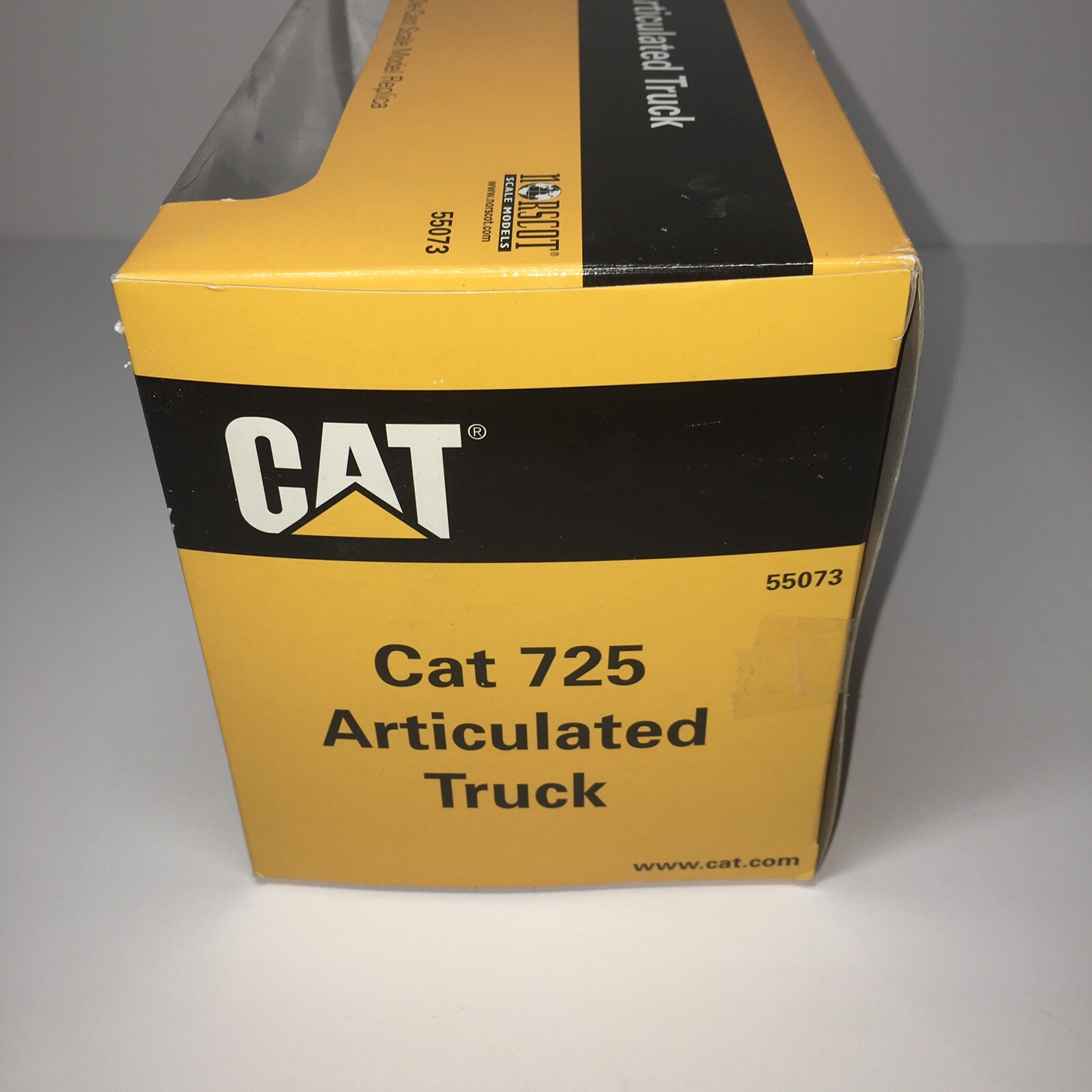 Caterpillar CAT 725 Articulated Truck 1:50 Scale NIB Sealed Mining Coal Norscot