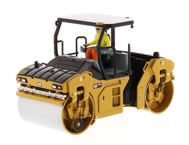 DIECAST MASTERS,CATERPILLAR CB 13 tandem roller with canopy, 1/50, DCM85594