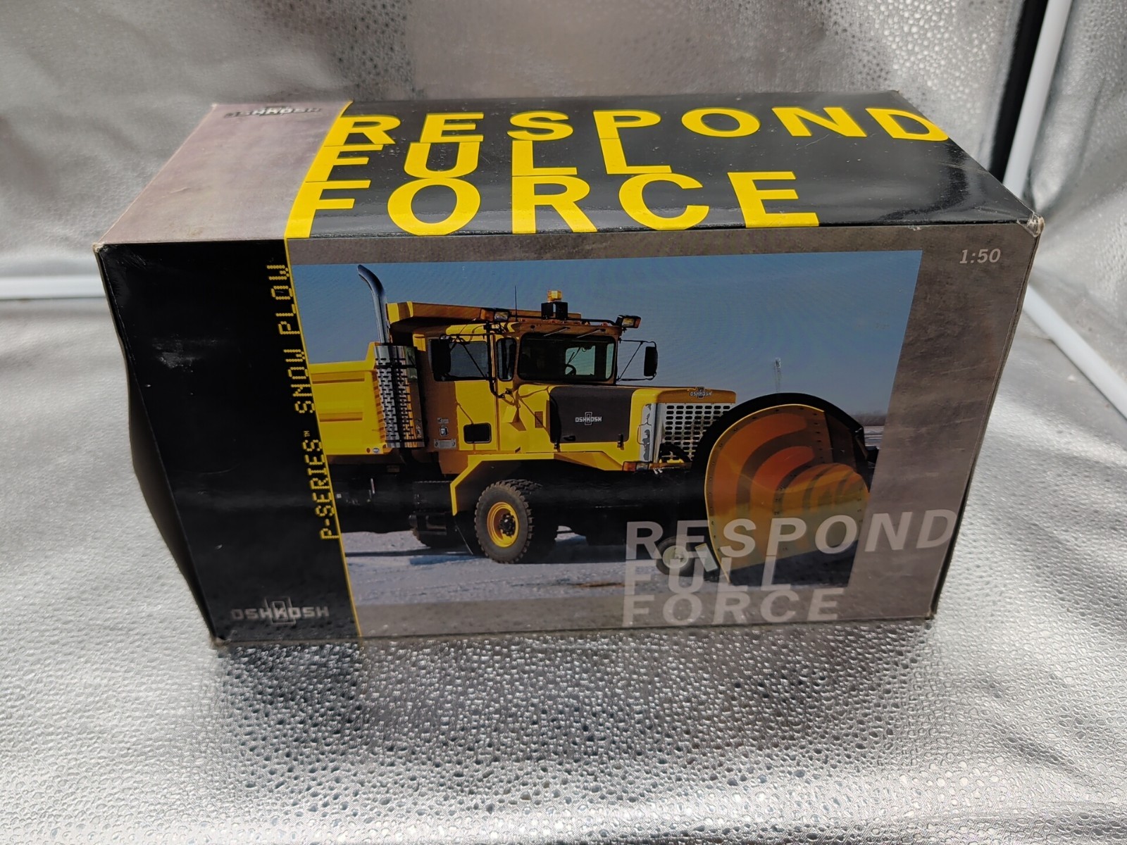 Twh 1/50, Oshkosh P- Series Snow Plow, Used! 2-axle Yellow Sw3004-y / 03004