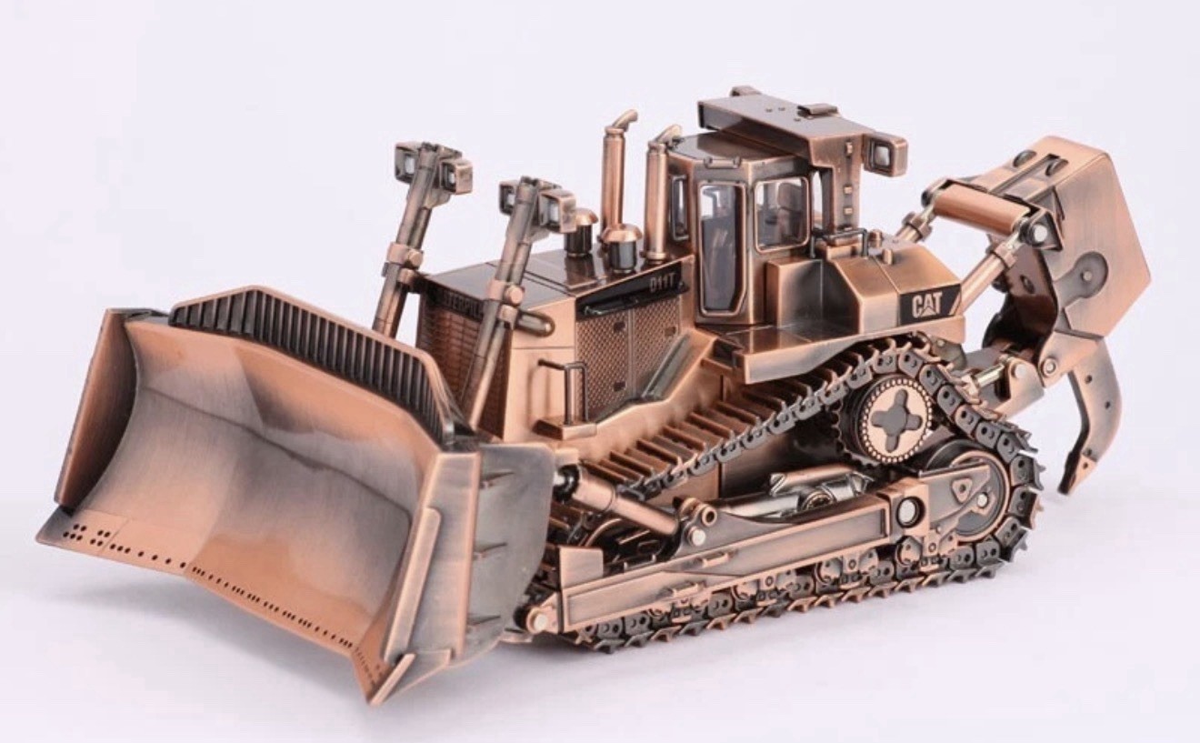 DIECAST MASTERS 1:50 CAT CATERPILLAR D11T TRACK TYPE TRACTOR DOZER COPPER 85517