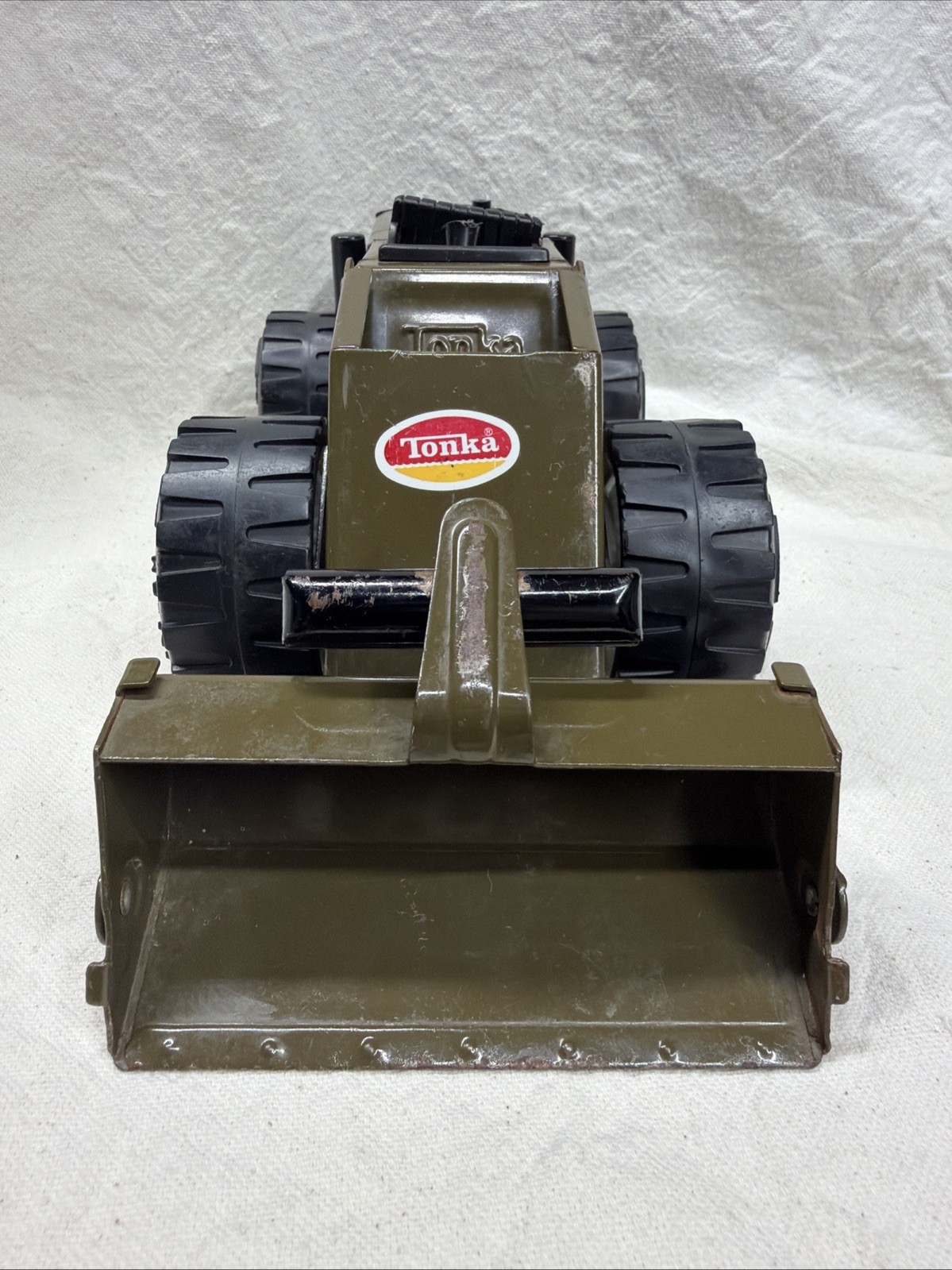 Vintage 1970&rsquo;s Tonka Pressed Steel Metal US Army Front End Loader XR-101 Tires