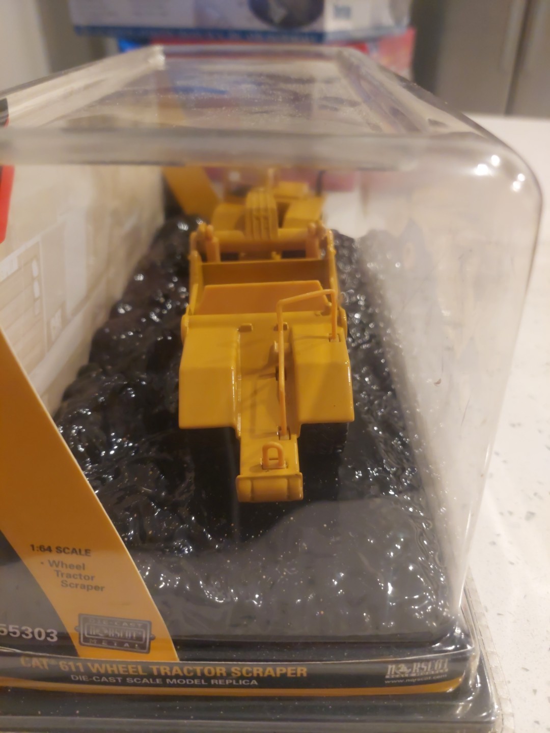 CAT 611 Wheel Tractor Scraper Truck 1:64 Scale Diecast Construction Toy Norscot