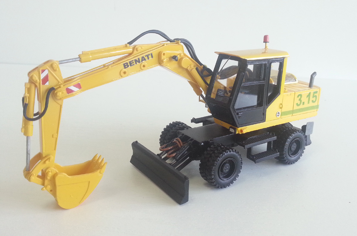 1/50 Excavator Benati 3.15 wheels – High Quality Resin KIT by Fankit Models