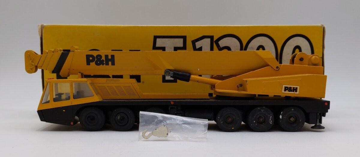 Gescha 2071 1:50 Scale P&H T-1300 Hydraulic Truck Crane EX/Box