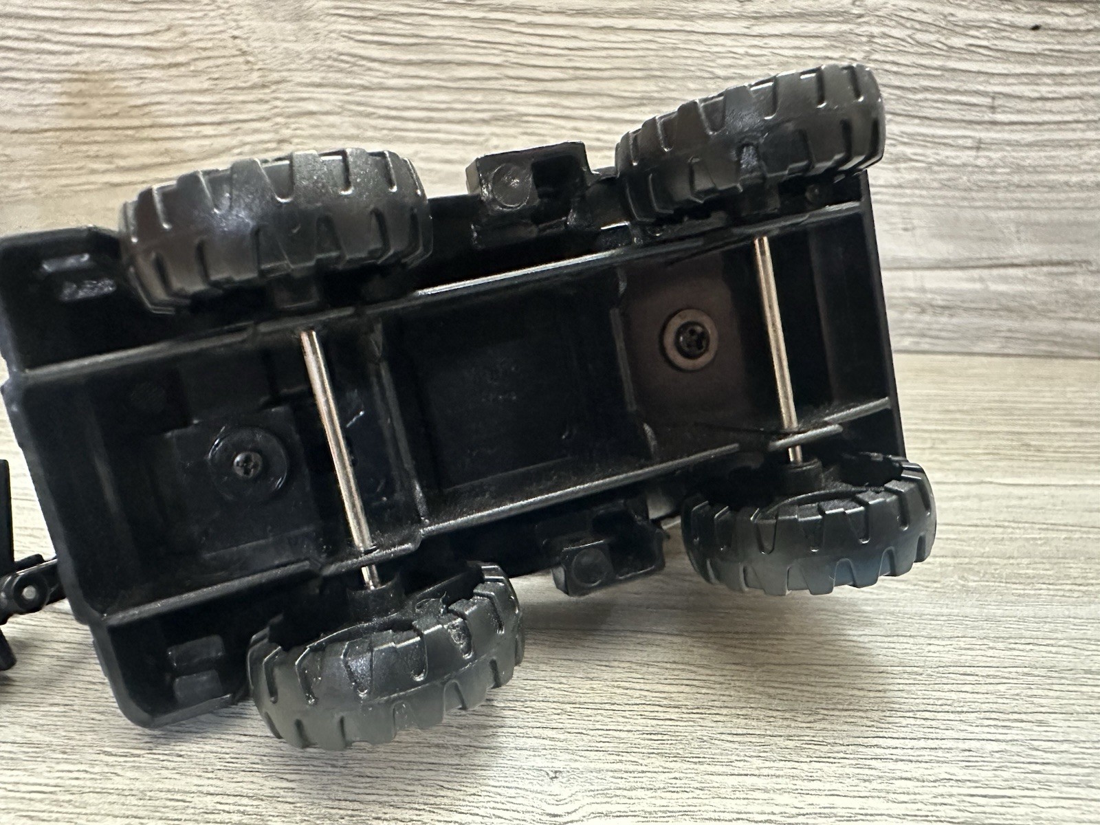 Vintage 1998 Maisto Mighty Mini Tonka 758 Swivel Bucket Crane 1:64 Truck 5.5” **