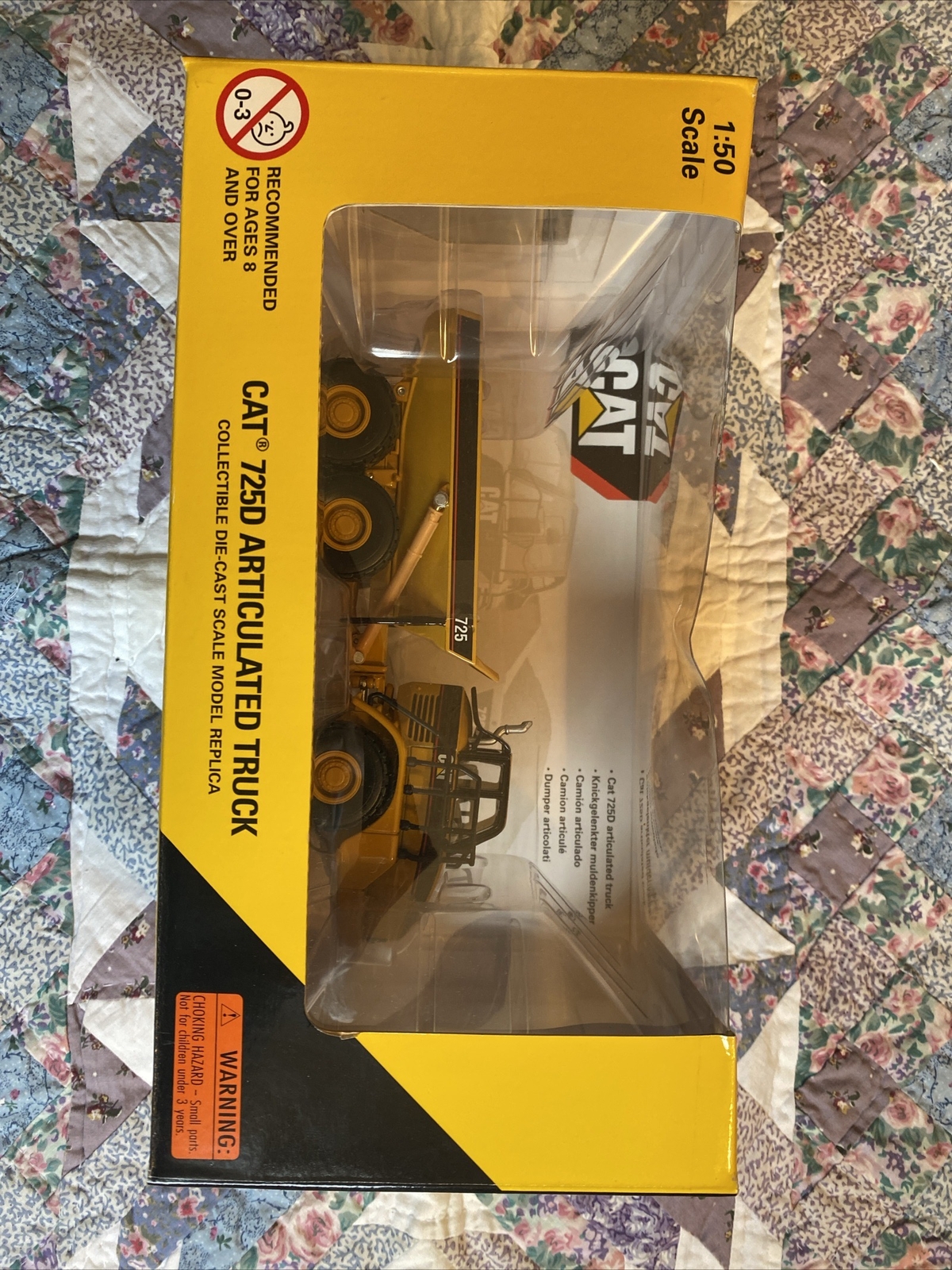 CAT 725D Articulated Truck Diecast – Norscot – 1:50 – 55073