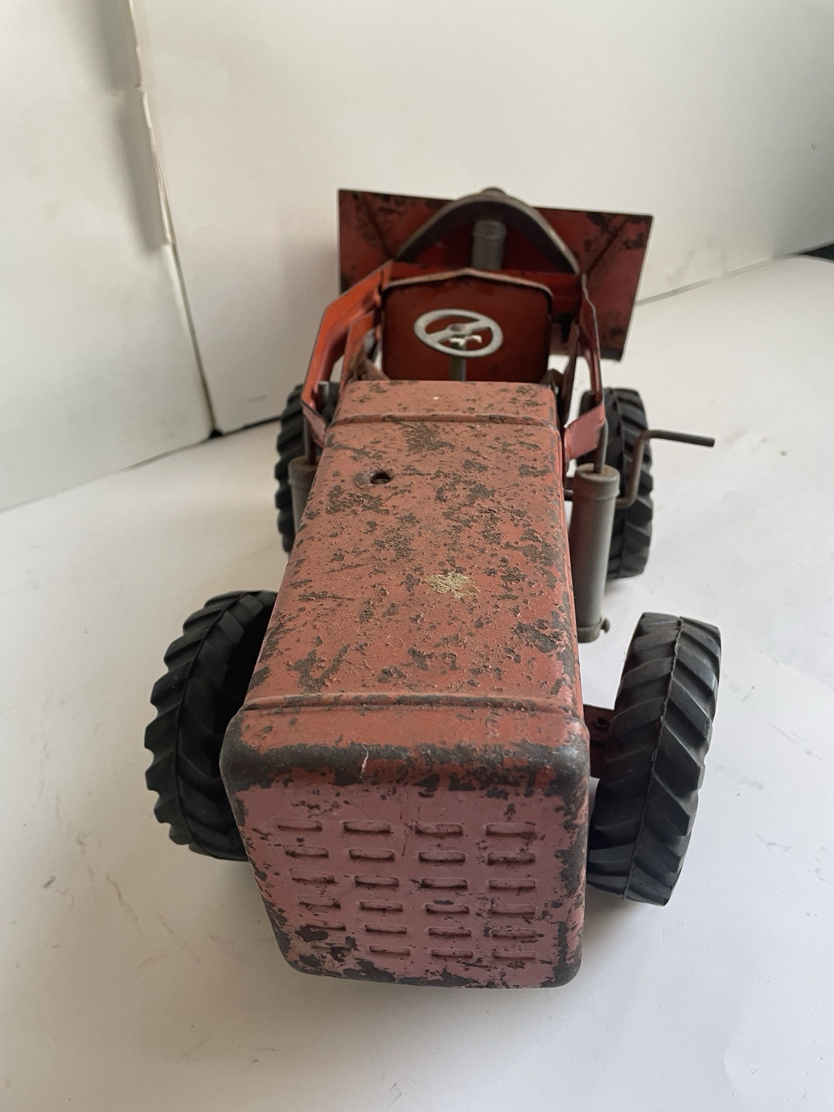 Nylint Red Pressed Steel Hough Pay Loader Front End (8)