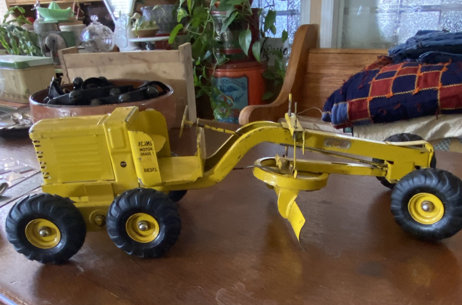 DOEPKE / ADAMS YELLOW 26&Prime; 1:12 SCALE ROAD GRADER CIRCA 1950 Rare Nice
