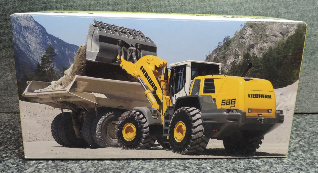 NZG Liebherr Wheel Loader L 586 Diecast Scale New In Box 1:50 Construction