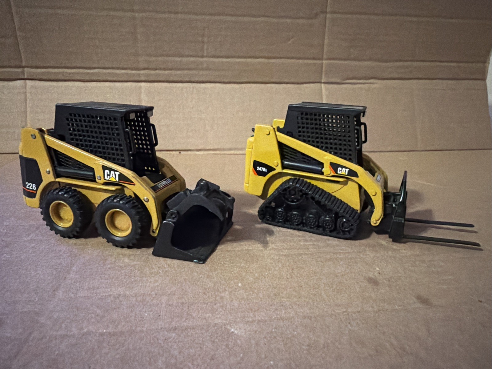 Norscot Caterpillar CAT 247 Multi Terrain Loader & Cat 226 Skid steer Lot Of 2