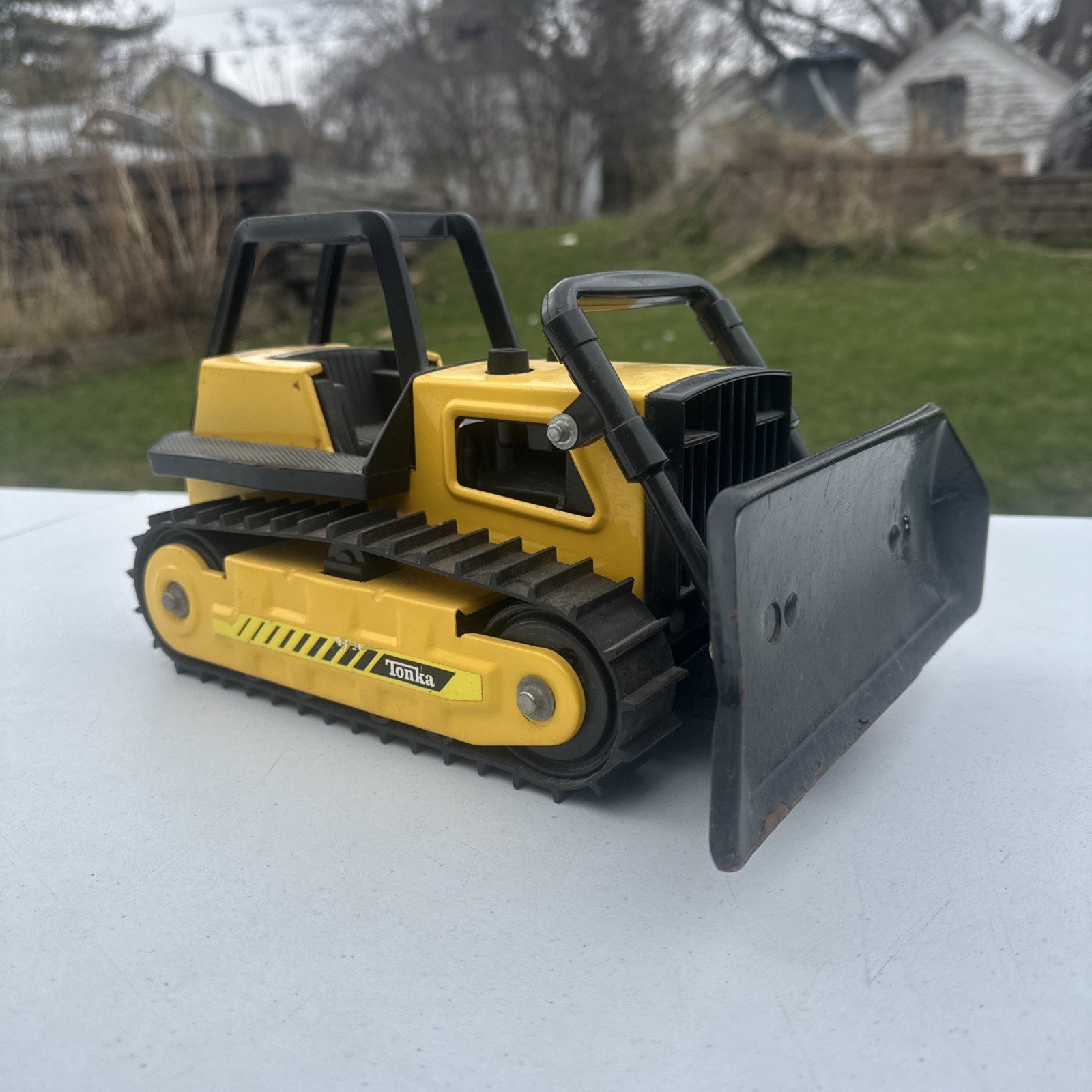 VTG Tonka Trax Pressed Steel Yellow/Black Bulldozer Toy Made in USA 80s 90s EUC