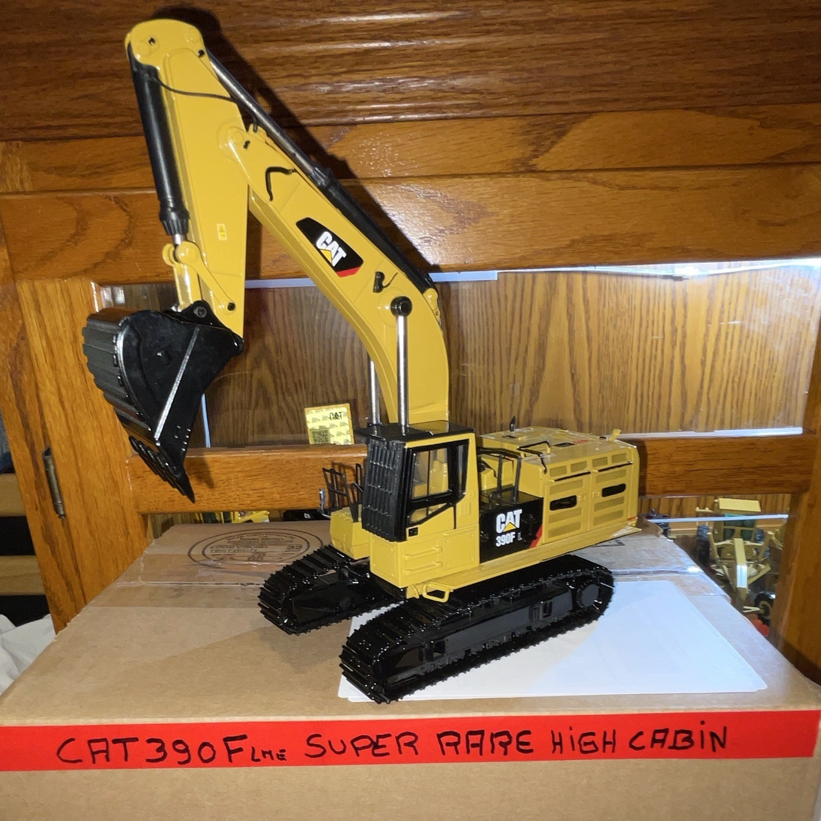 CAT 390F L Tracked Excavator Diecast Model Yellow Black Construction