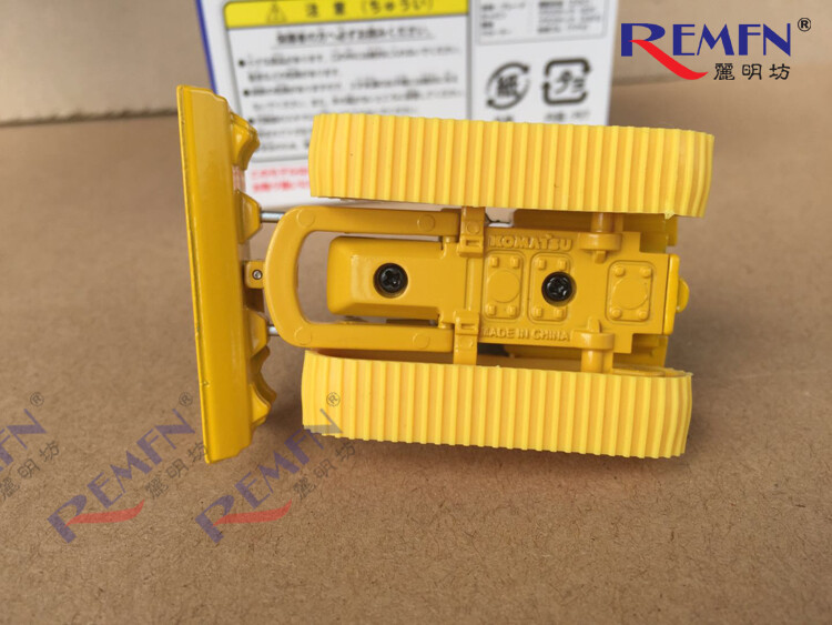 1:87 Komatsu Crawler Dozer Excavator D61PXi-23 Diecast Construction Vehicle