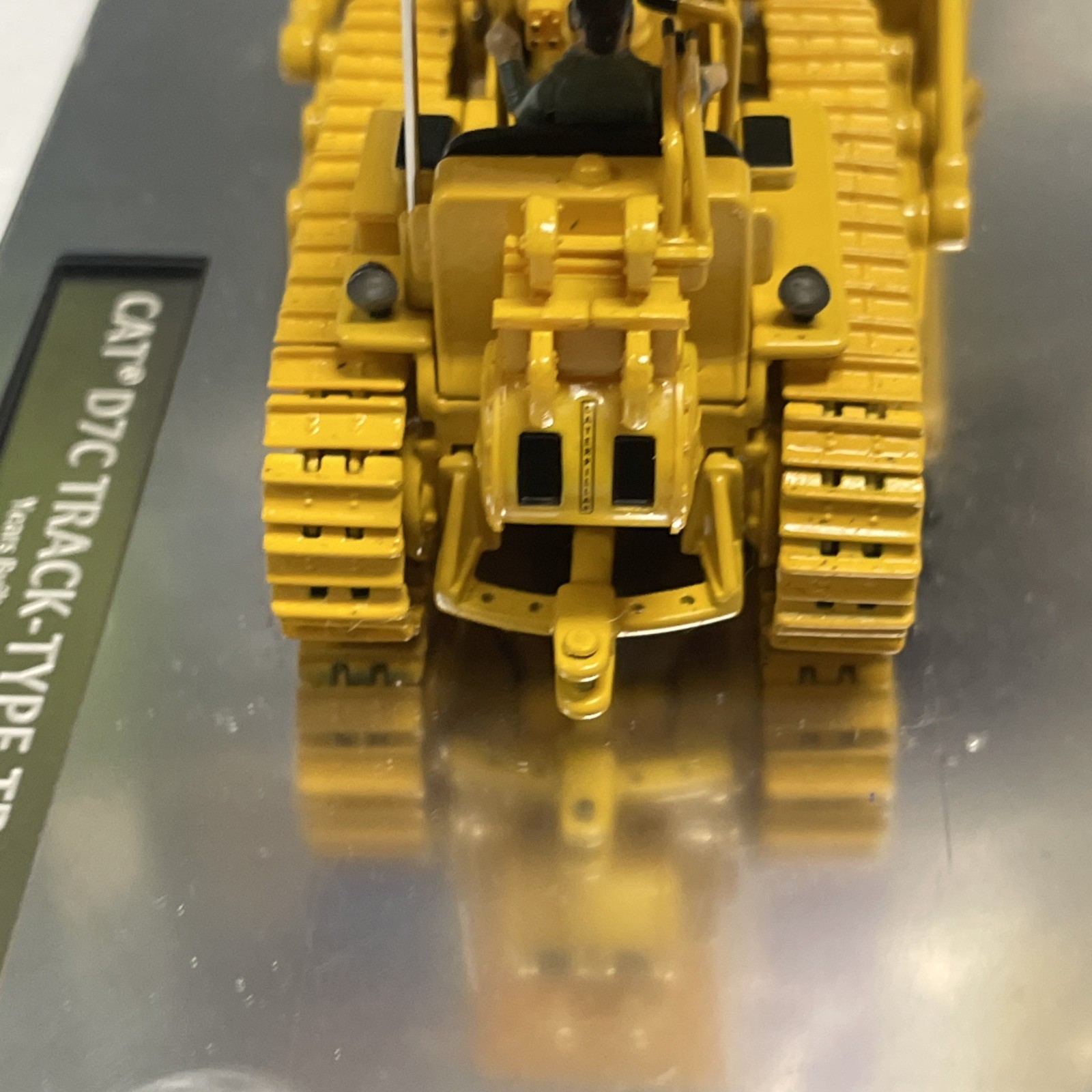 Diecast Masters 1/50 CAT Vintage D7C Track Type Tractor Dozer (85577) Sold As Is