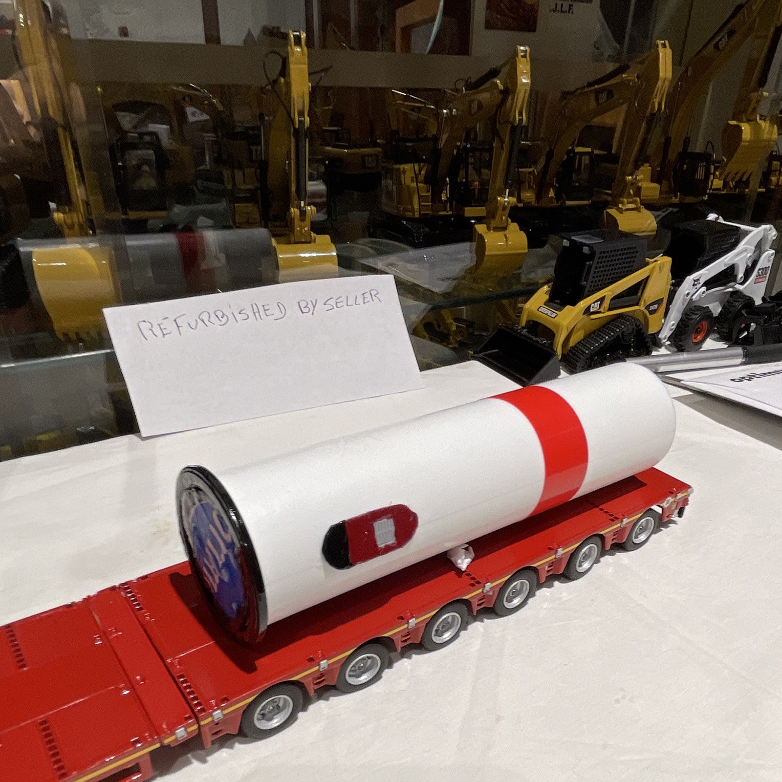 Construction Lowboy Heavy Haul Trailer Diecast Model White Red Cylinder Load