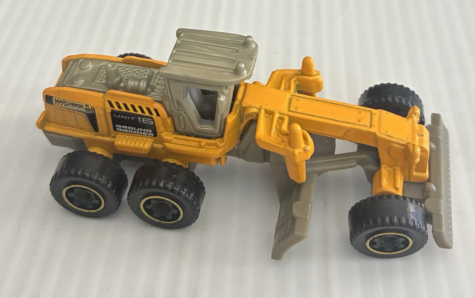 Matchbox Construction Turf Hauler,Road Roller, Maintenance,Auger Back Hoe