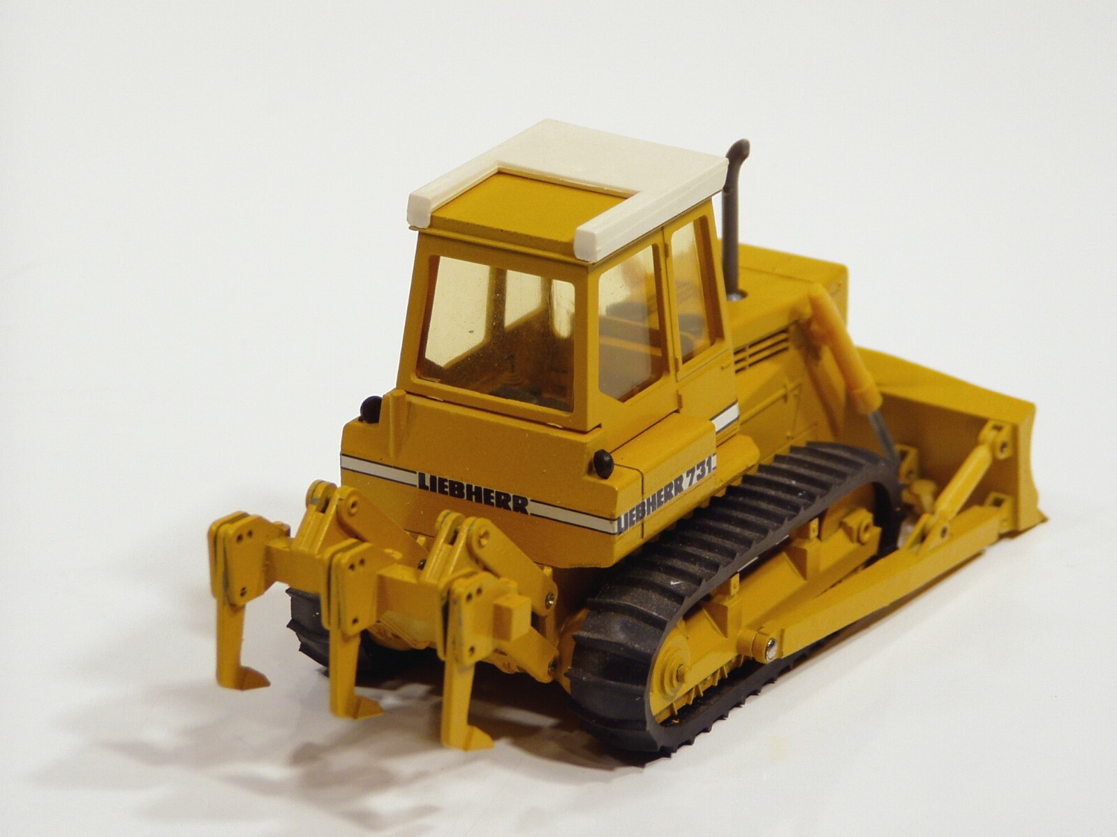 Liebherr 731 Dozer – 1/50 – Conrad #2801 – Mint