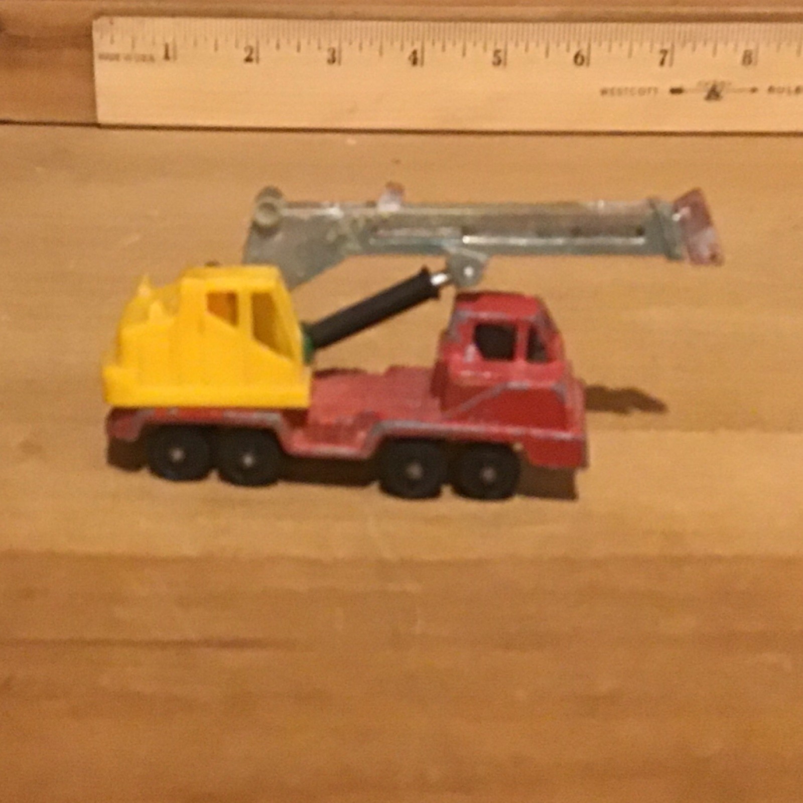 Matchbox Diecast Crane Truck Vehicle – Red Yellow Silver Black Green