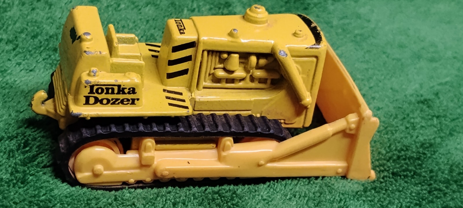 Tonka Hasbro Vintage 2000 « Dozer » Bulldozer Model Toy Truck
