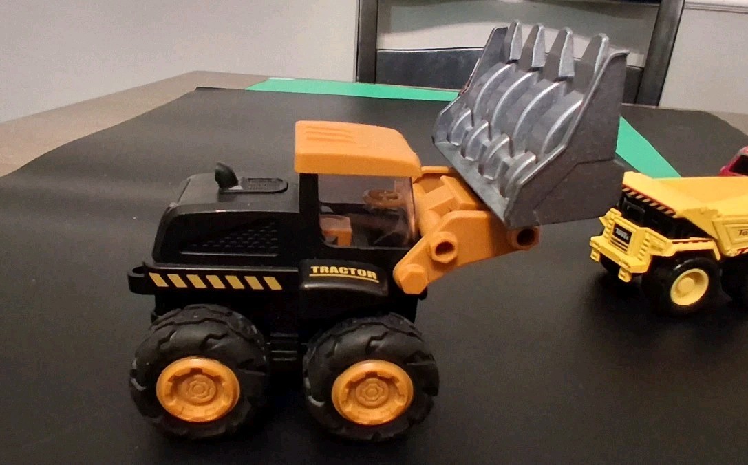 5 Construction Toys Inc Tonka & Bruder Dump Truck Bulldozer Fire Truck No Ladder