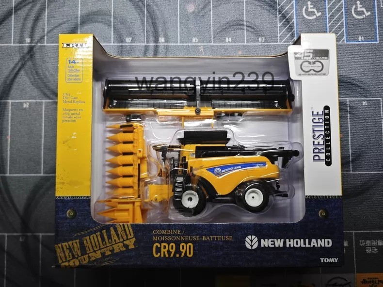 Antu ERtl dcp 1/64 New Holland CR9.9 combine harvester model