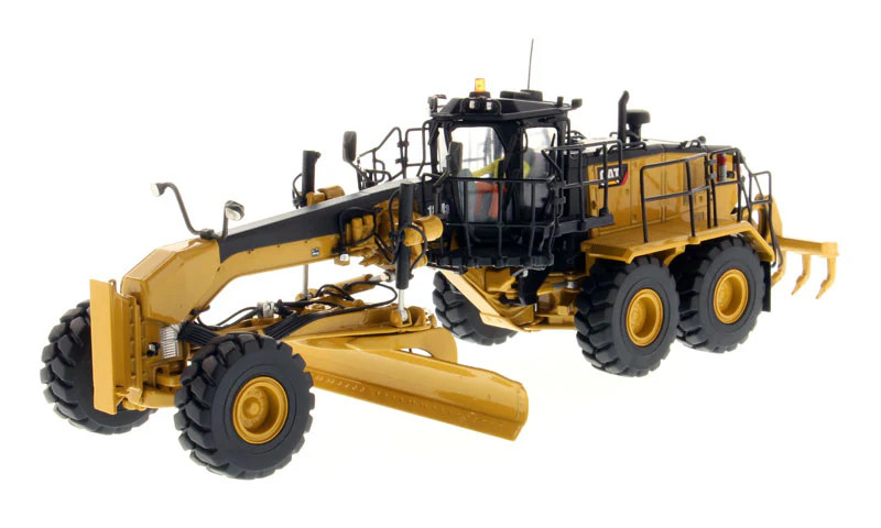 CAT Caterpillar 18M3 Motor Grader with Operator « High Line Series » 1/50 Diecast