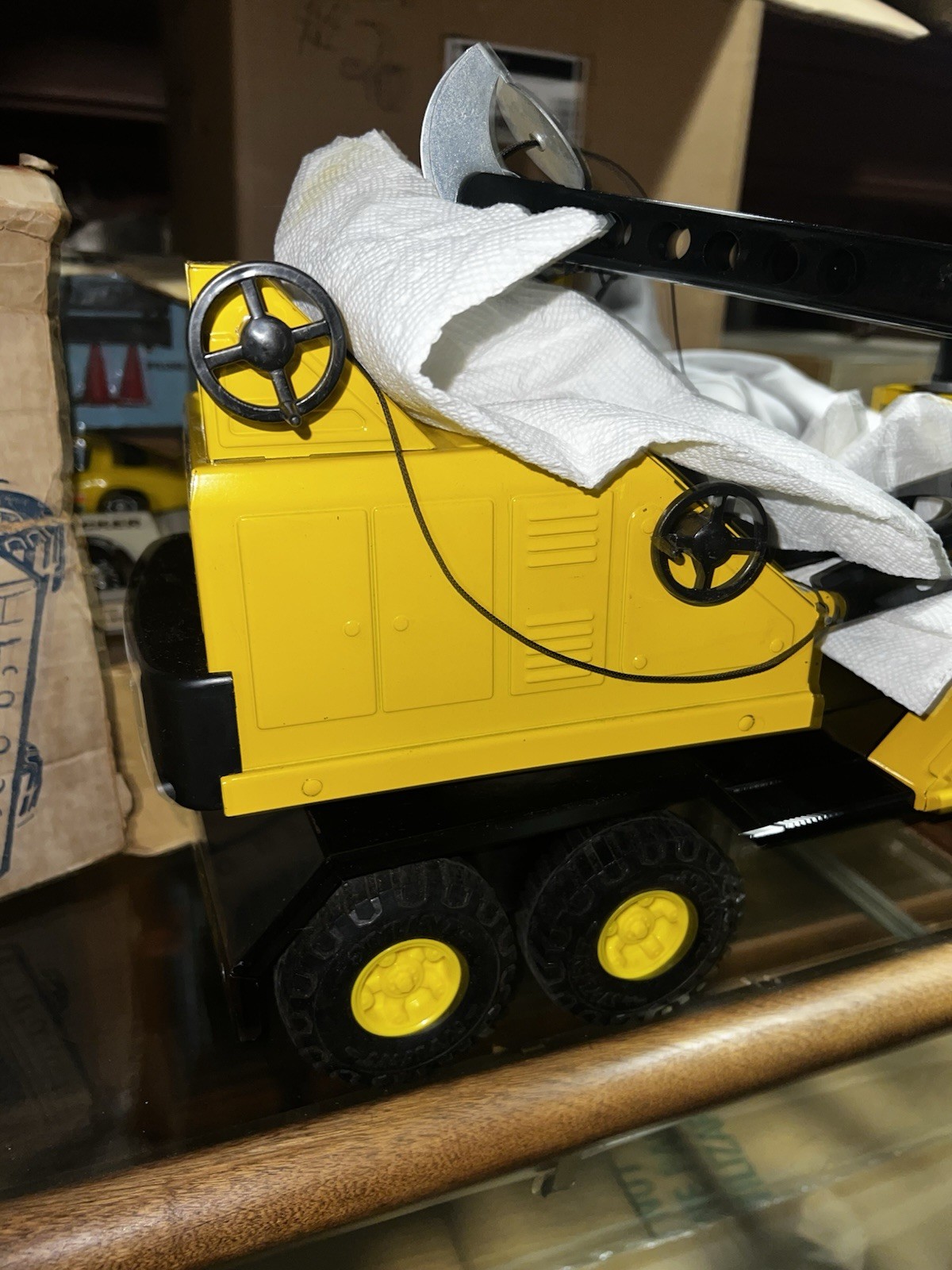vintage 1968/70 Nylint Michigan Shovel Crane #2201 w orig box & magnet 18” L