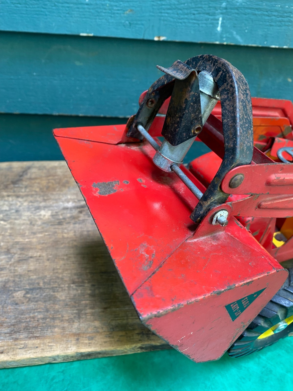 Vintage Nylint Toys Pressed Steel HOUGH Payloader Front End Loader Toy 1950&rsquo;s