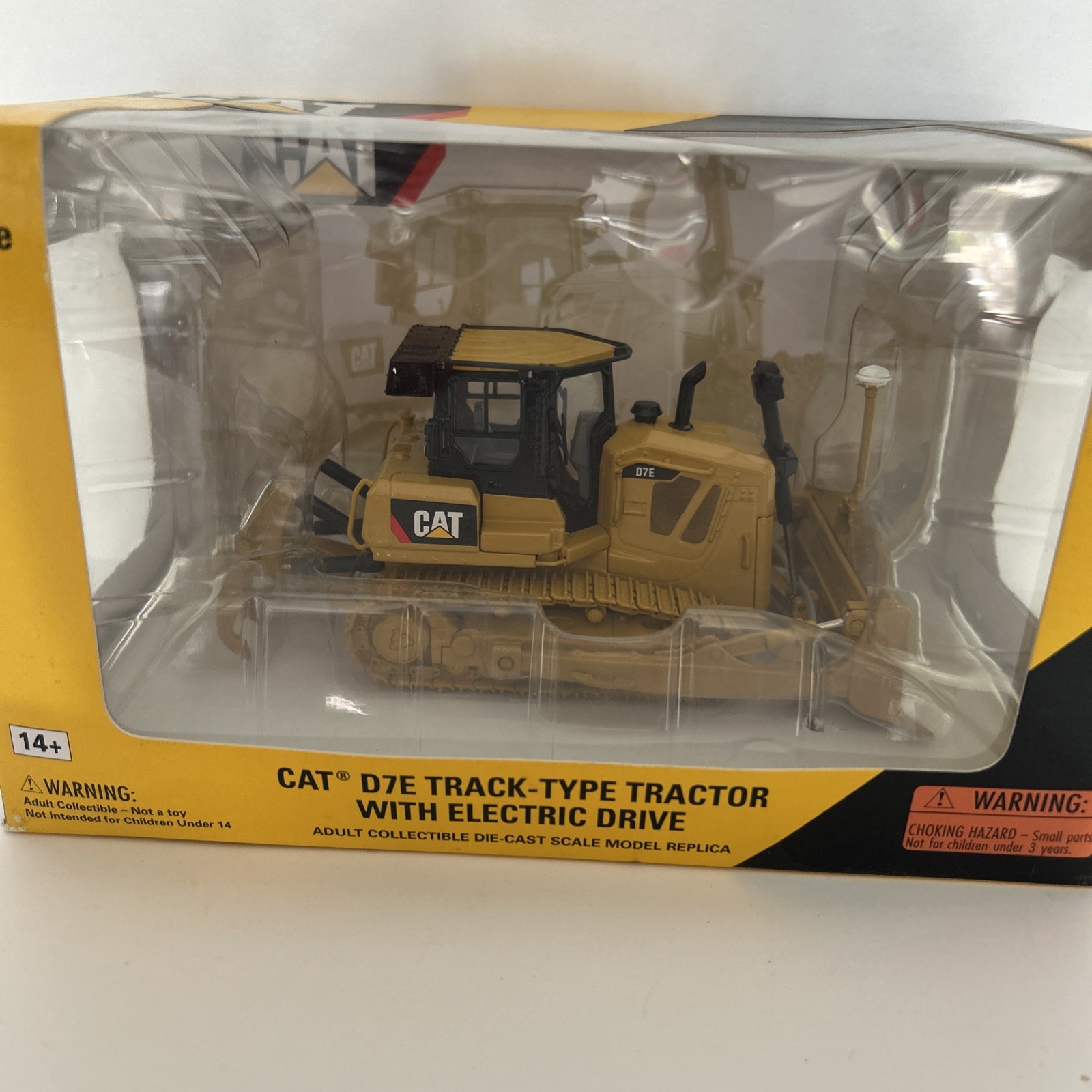 NORSCOT 1:50 SCALE CATERPILLAR CAT D7E TRACK-TYPE TRACTOR DIE-CAST MODEL box 7