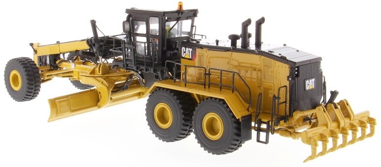DIECAST MASTERS,CATERPILLAR 24M grader with driver ripper and metal box, 1/50…