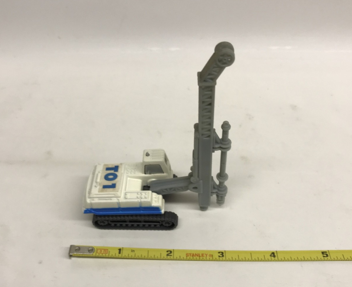 4 Unknown Brand Tracked Construction Toys T01-4 Backhoe Hammer Scraper Drill