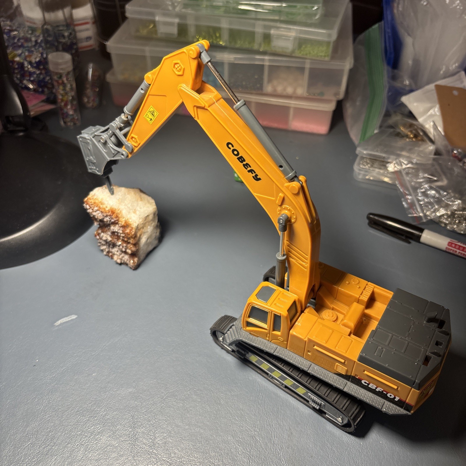 COBEFY excavator toy!! Missing bucket