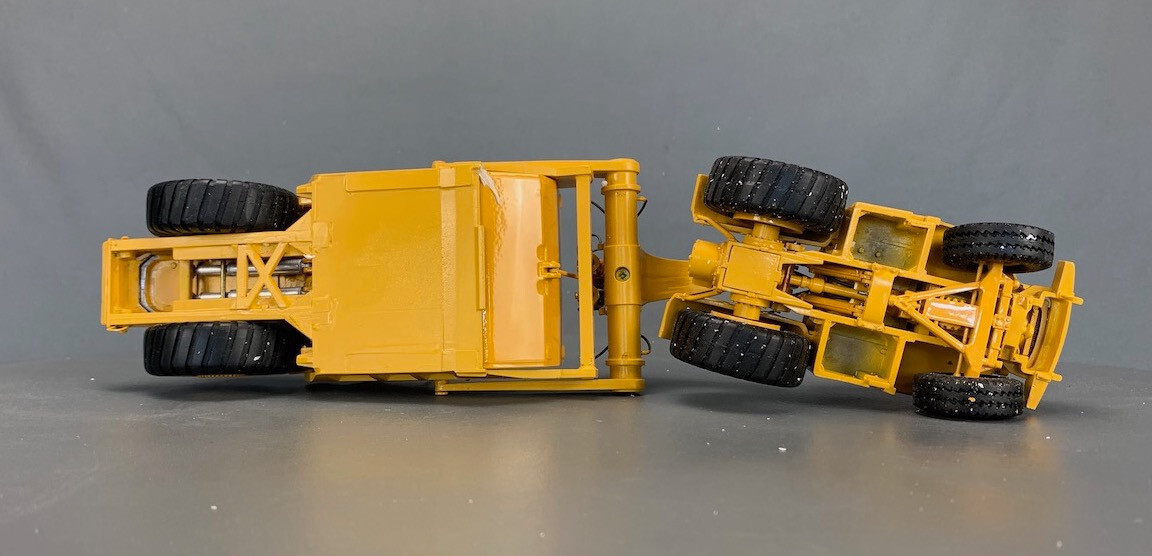1/50 Black Rat Models Caterpillar 666 Wheel Scraper Mint! D453 LZ