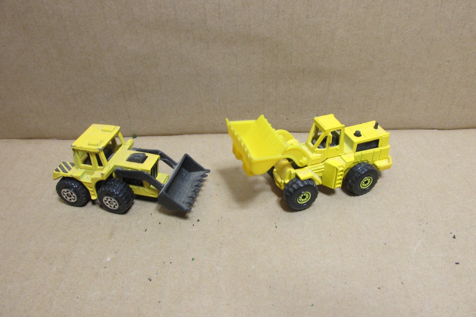 HO or O SCALE HEAVY CONSTRUCTION EQUIPMENT