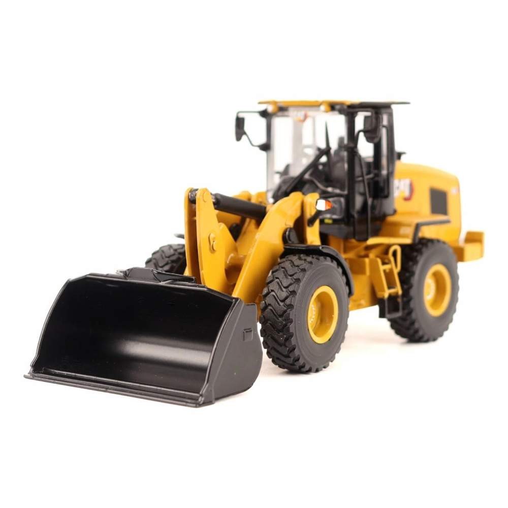 DieCast Masters 85779 1:50 CAT 930 Wheel Loader with Forks Diecast Model