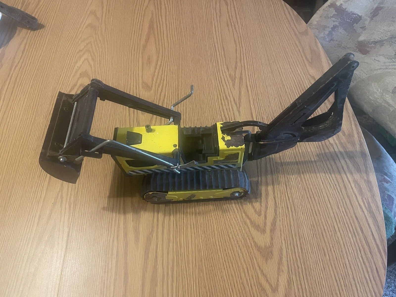 Vintage TONKA Trax Backhoe Yellow Tractor Pressed Steel Loader Toy