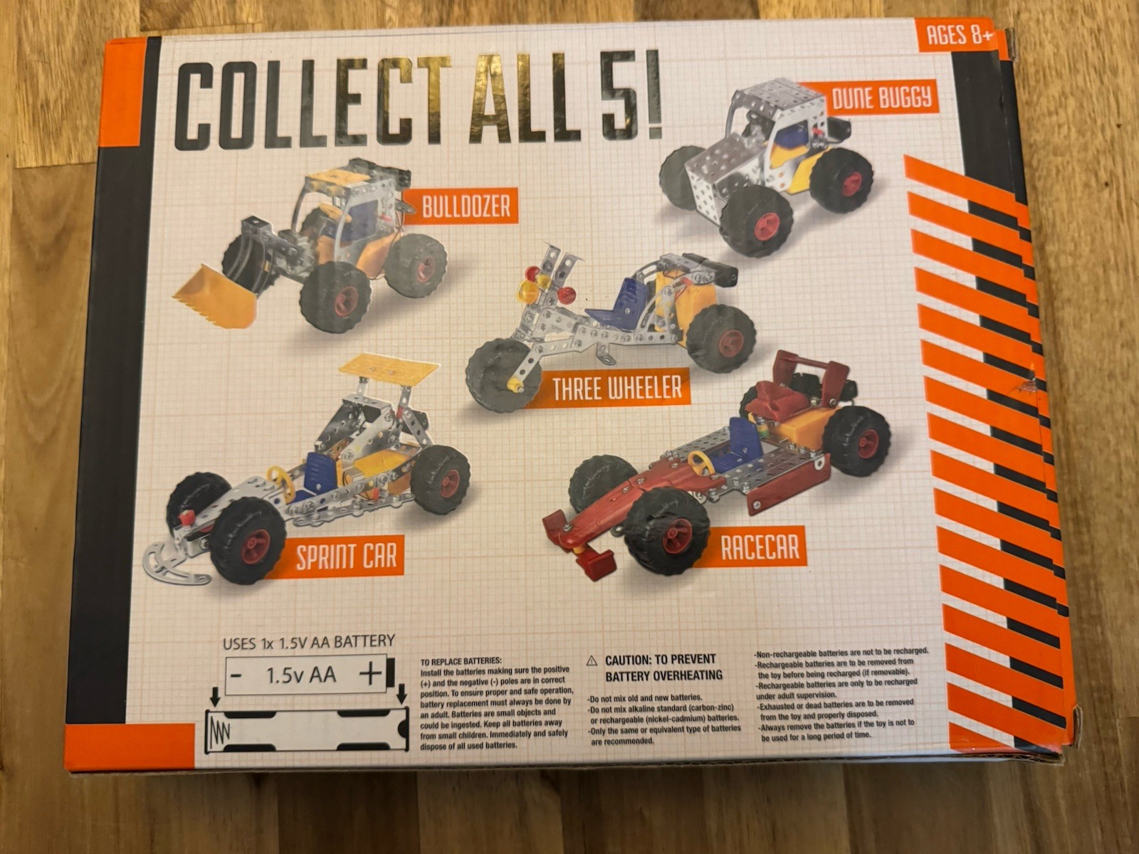 Constructors Bulldozer Motorized construction Kit 119 pieces Brand New Age 8+