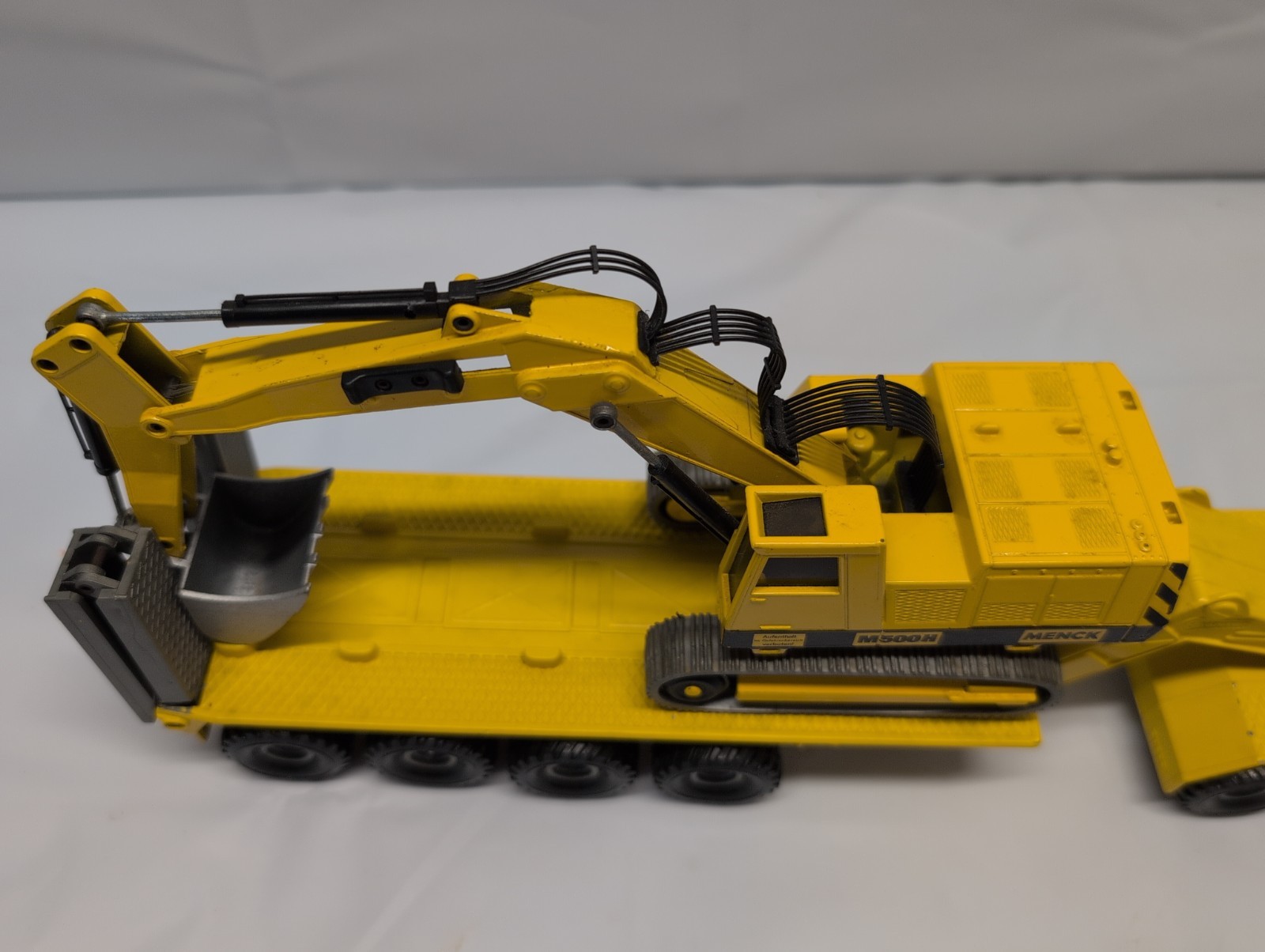 FAUN Truck Trailer MENCK M500H Hydraulic Excavator Grossbagger 3413 W. Germany