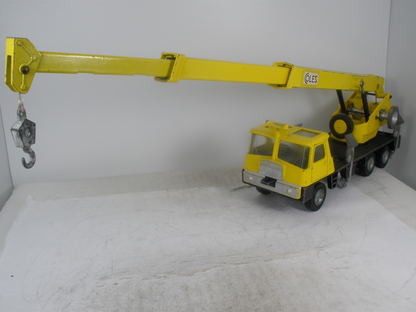 England Dinky Toys Coles Hydra Truck #980 COMPLETE ORIGINAL FULLY FUNCTIONAL