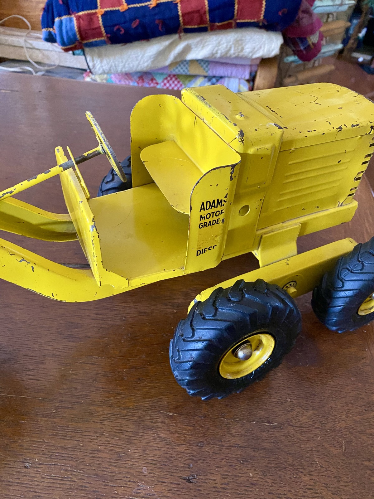 DOEPKE / ADAMS YELLOW 26&Prime; 1:12 SCALE ROAD GRADER CIRCA 1950 Rare Nice