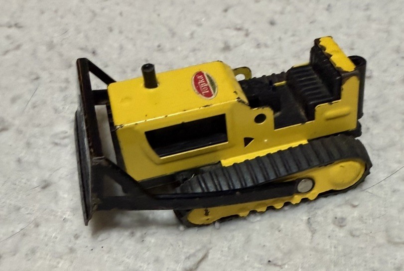 Vintage 4&Prime; Bulldozer Tonka Toy Truck Yellow Black Pressed Steel