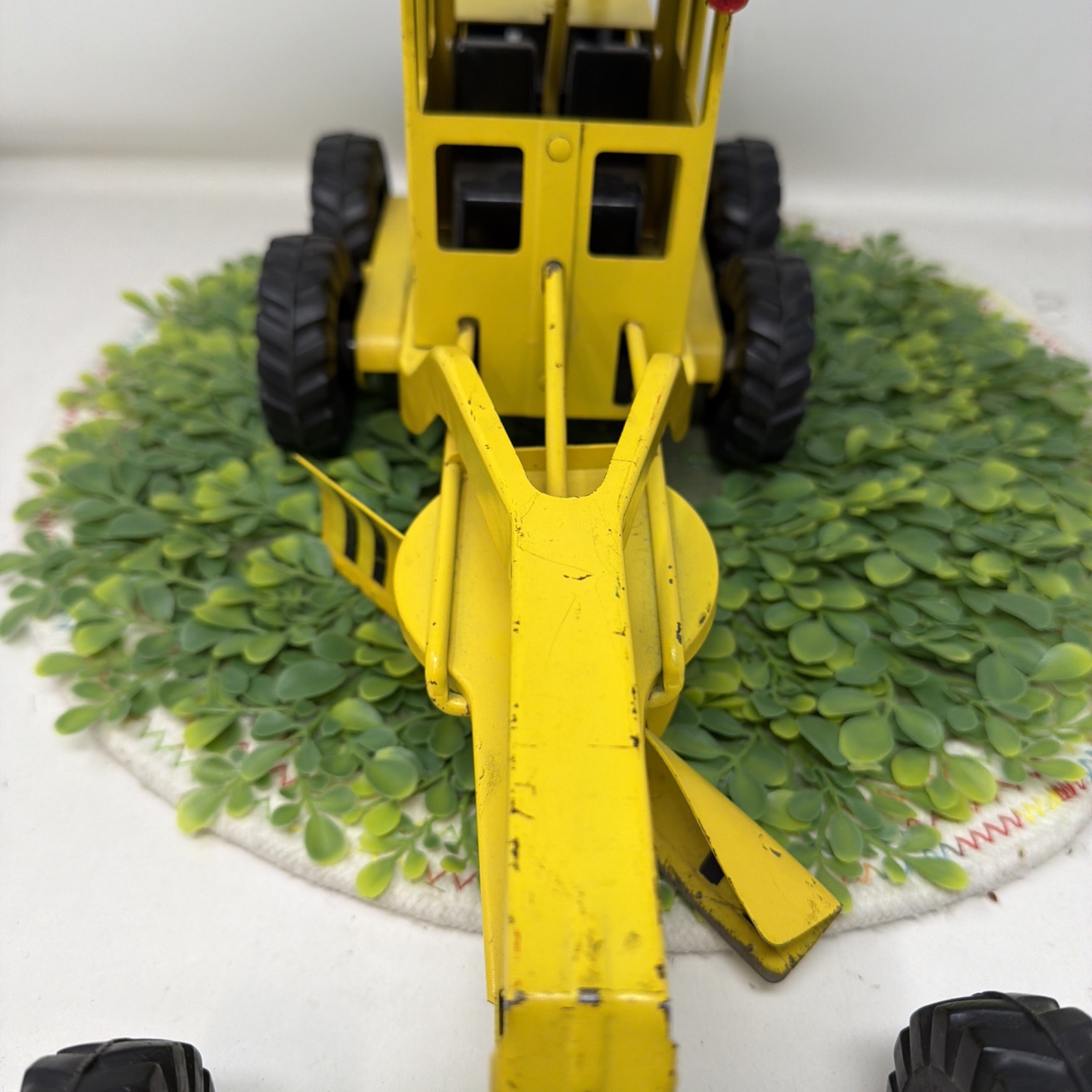 Vintage 1960s Tonka Yellow Road Grader Rolled Pressed Steel 17&Prime;