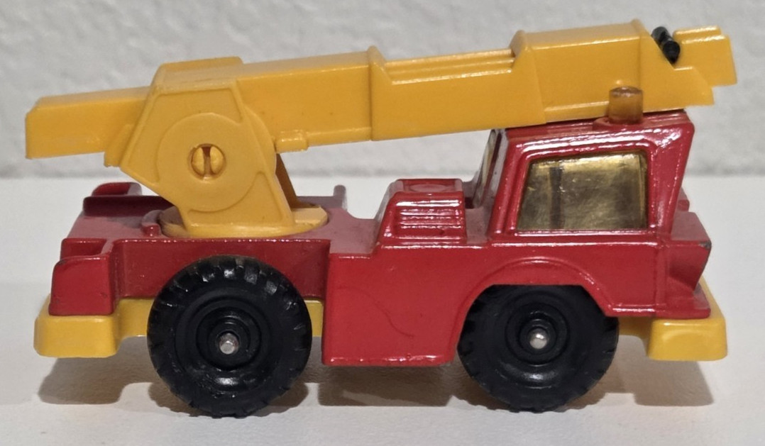 Vintage 1973 Corgi Juniors Mobile Crane GREAT BRITAIN R375 Die-Cast