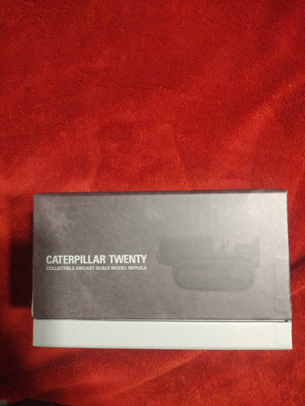 1/50 Caterpillar Twenty Crawler Tractor, 100th Anniversary Diecast Masters 85654